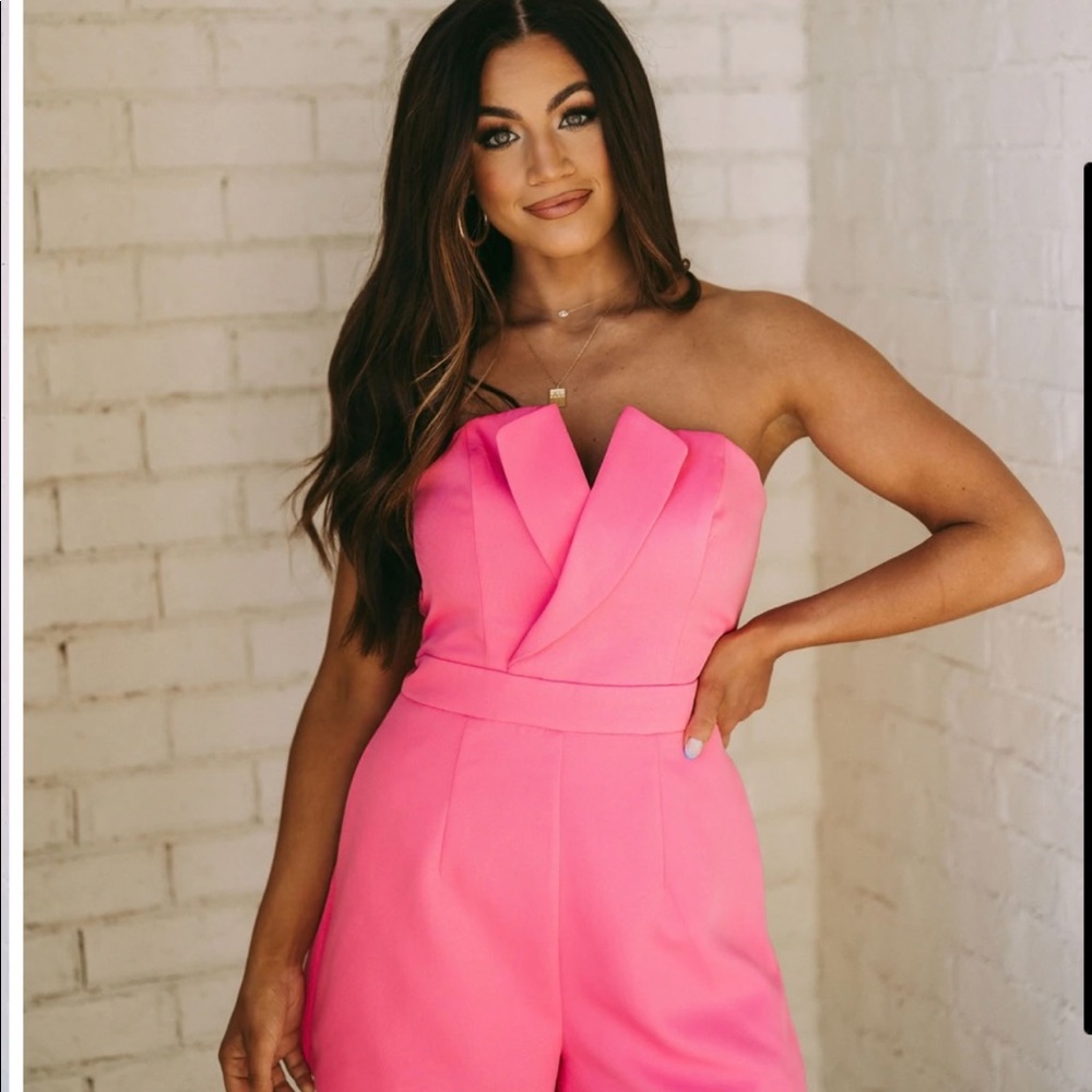 Nwt DO+ BE pink romper.